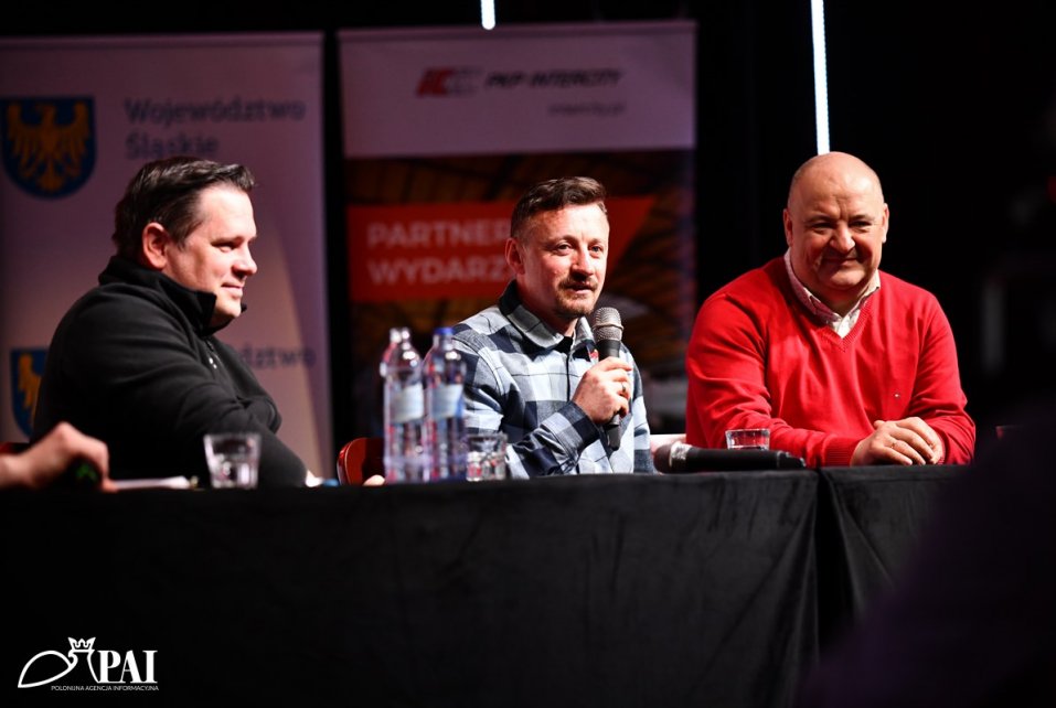 Spotkanie z Adamem Małyszem i burmistrzem Tomaszem Bujokiem